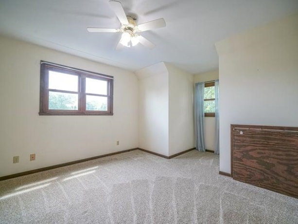 943 Crest, BYRON, Illinois 61010, 3 Bedrooms Bedrooms, ,1 BathroomBathrooms,House,For Sale,Crest,202603380