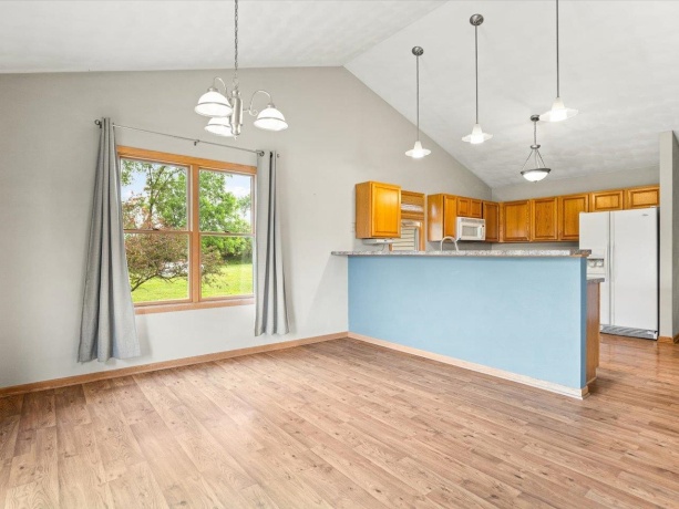 13728 Yale Bridge, DURAND, Illinois 61024, 3 Bedrooms Bedrooms, ,2 BathroomsBathrooms,House,For Sale,Yale Bridge,202603381