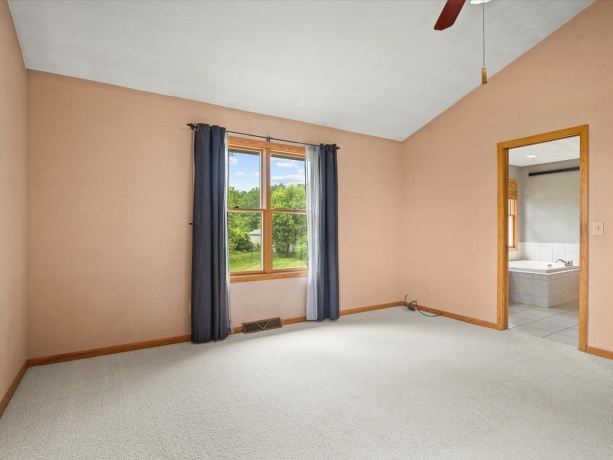 13728 Yale Bridge, DURAND, Illinois 61024, 3 Bedrooms Bedrooms, ,2 BathroomsBathrooms,House,For Sale,Yale Bridge,202603381