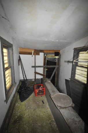 211 Sterling St, Streator, Illinois 61364, 1 Bedroom Bedrooms, ,1 BathroomBathrooms,House,For Sale,Sterling St,202603384