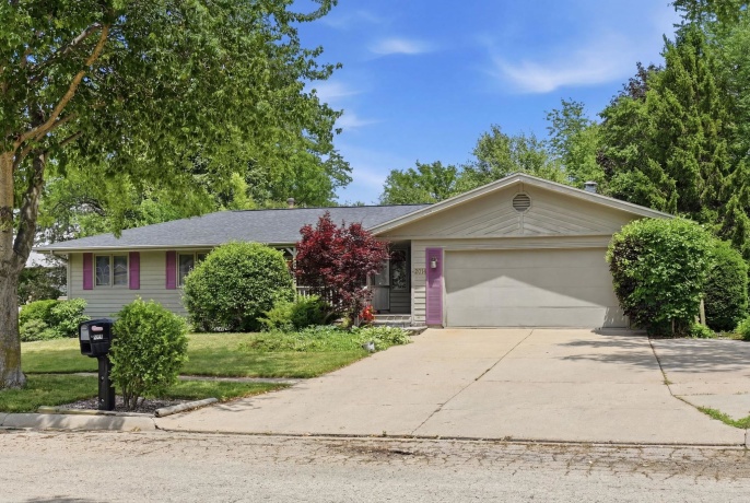2014 Cimarron, FREEPORT, Illinois 61032, 4 Bedrooms Bedrooms, ,3 BathroomsBathrooms,House,For Sale,Cimarron,202603390