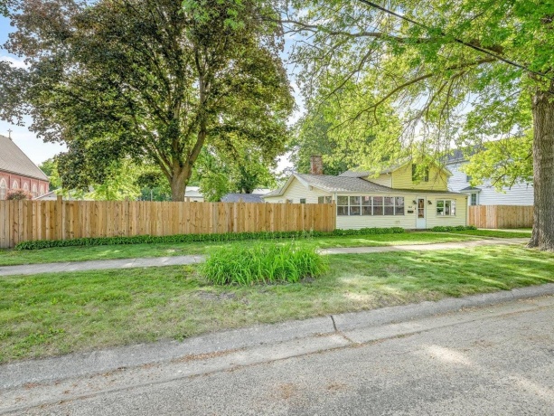 304 3rd, OREGON, Illinois 61061, 3 Bedrooms Bedrooms, ,1 BathroomBathrooms,House,For Sale,3rd,202603258