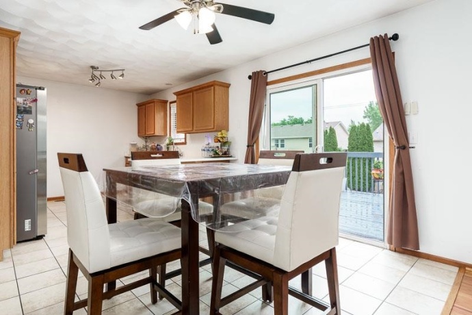 2957 Vaughndale, MACHESNEY PARK, Illinois 61115, 4 Bedrooms Bedrooms, ,2 BathroomsBathrooms,House,For Sale,Vaughndale,202603398