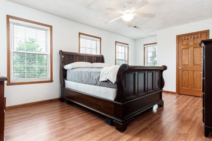 2957 Vaughndale, MACHESNEY PARK, Illinois 61115, 4 Bedrooms Bedrooms, ,2 BathroomsBathrooms,House,For Sale,Vaughndale,202603398