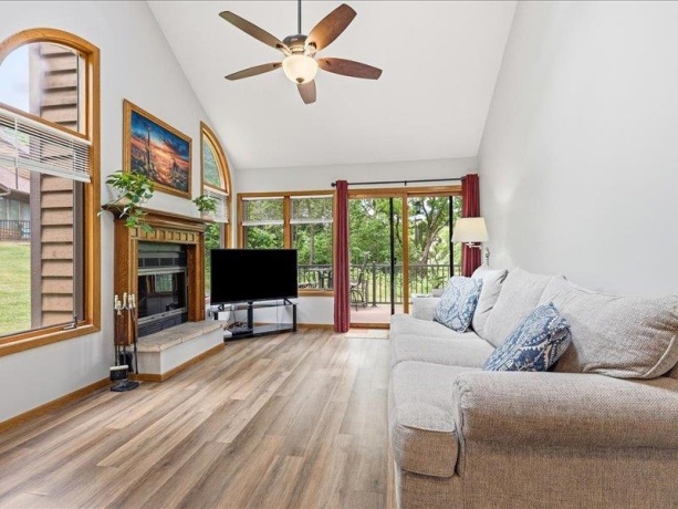 30 Creekwood, GALENA, Illinois 61036, 2 Bedrooms Bedrooms, ,2 BathroomsBathrooms,Condominium,For Sale,Creekwood,202603399