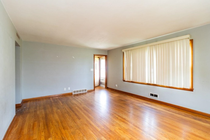 2706 School, ROCKFORD, Illinois 61101, ,2 Units,For Sale,School,202603401