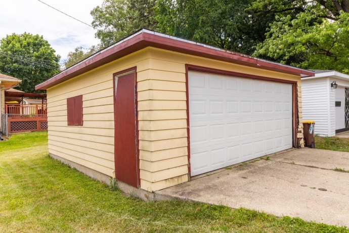 2706 School, ROCKFORD, Illinois 61101, ,2 Units,For Sale,School,202603401