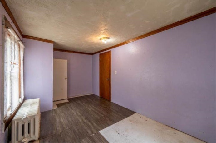 918 Jackson, DIXON, Illinois 61021, 2 Bedrooms Bedrooms, ,1 BathroomBathrooms,House,For Sale,Jackson,202603402