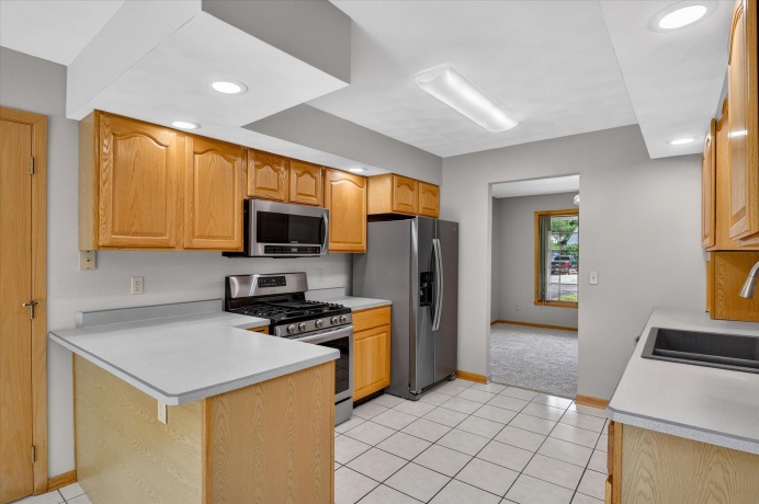 6612 Saddle Club, ROSCOE, Illinois 61073, 3 Bedrooms Bedrooms, ,2 BathroomsBathrooms,House,For Sale,Saddle Club,202603403