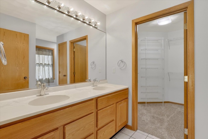 6612 Saddle Club, ROSCOE, Illinois 61073, 3 Bedrooms Bedrooms, ,2 BathroomsBathrooms,House,For Sale,Saddle Club,202603403
