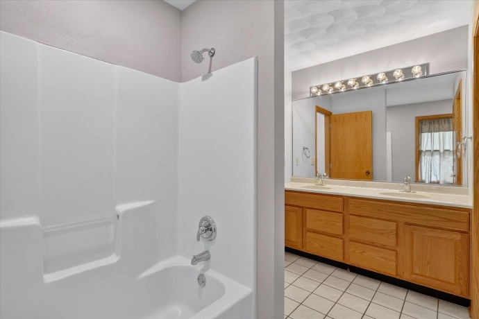 6612 Saddle Club, ROSCOE, Illinois 61073, 3 Bedrooms Bedrooms, ,2 BathroomsBathrooms,House,For Sale,Saddle Club,202603403
