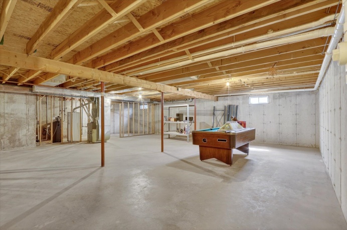 6612 Saddle Club, ROSCOE, Illinois 61073, 3 Bedrooms Bedrooms, ,2 BathroomsBathrooms,House,For Sale,Saddle Club,202603403