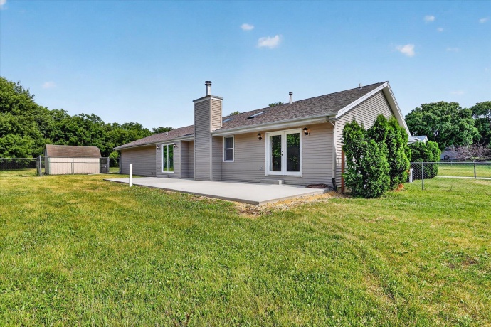 6612 Saddle Club, ROSCOE, Illinois 61073, 3 Bedrooms Bedrooms, ,2 BathroomsBathrooms,House,For Sale,Saddle Club,202603403