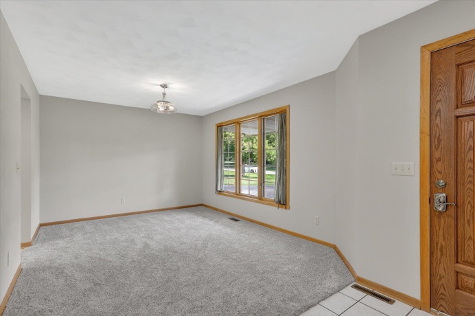 6612 Saddle Club, ROSCOE, Illinois 61073, 3 Bedrooms Bedrooms, ,2 BathroomsBathrooms,House,For Sale,Saddle Club,202603403