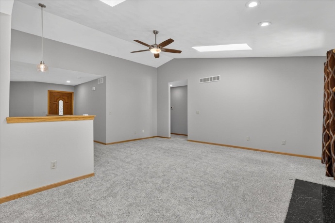6612 Saddle Club, ROSCOE, Illinois 61073, 3 Bedrooms Bedrooms, ,2 BathroomsBathrooms,House,For Sale,Saddle Club,202603403