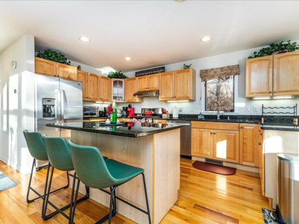 38 Lookout, GALENA, Illinois 61036, 3 Bedrooms Bedrooms, ,3 BathroomsBathrooms,House,For Sale,Lookout,202603406