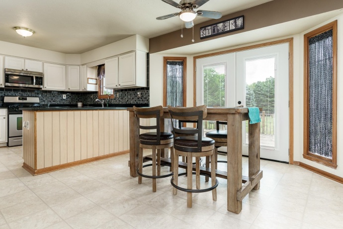 1082 Westridge, ROCKFORD, Illinois 61102, 4 Bedrooms Bedrooms, ,2 BathroomsBathrooms,House,For Sale,Westridge,202603411