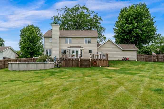 1082 Westridge, ROCKFORD, Illinois 61102, 4 Bedrooms Bedrooms, ,2 BathroomsBathrooms,House,For Sale,Westridge,202603411