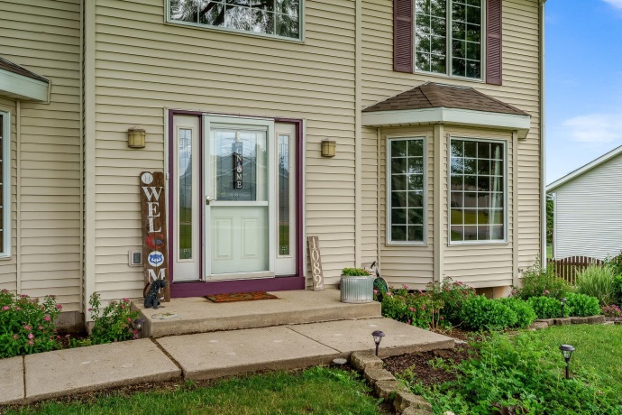 1082 Westridge, ROCKFORD, Illinois 61102, 4 Bedrooms Bedrooms, ,2 BathroomsBathrooms,House,For Sale,Westridge,202603411
