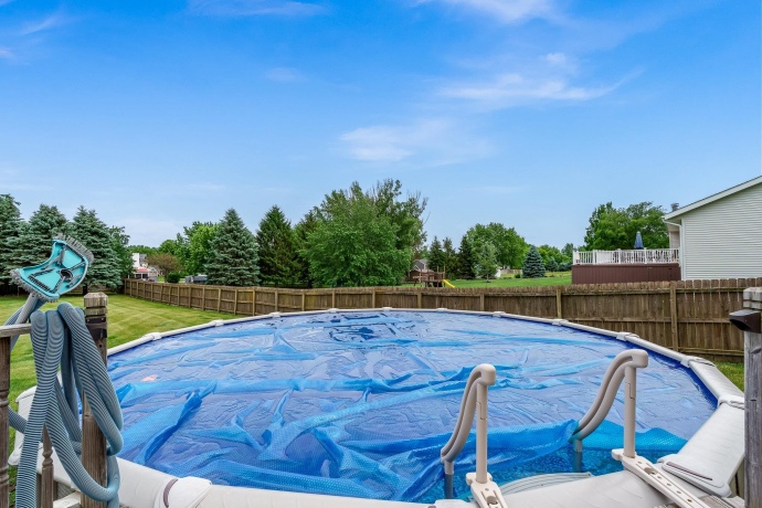 1082 Westridge, ROCKFORD, Illinois 61102, 4 Bedrooms Bedrooms, ,2 BathroomsBathrooms,House,For Sale,Westridge,202603411