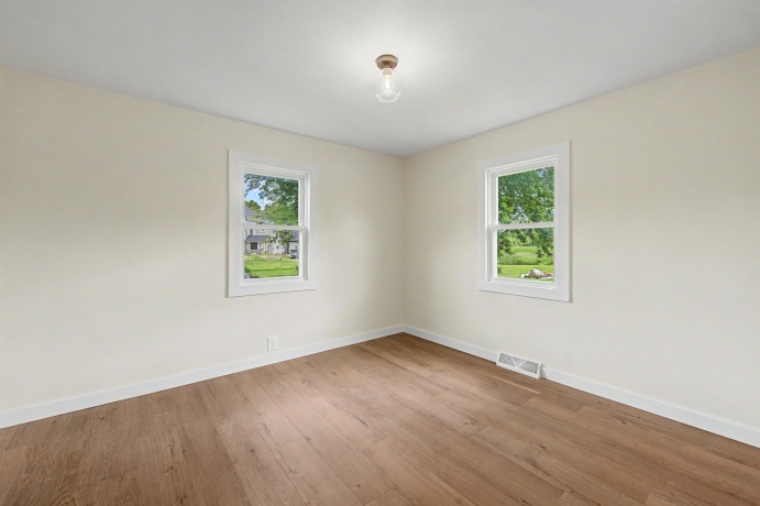 3018 Beaver, FREEPORT, Illinois 61032, 3 Bedrooms Bedrooms, ,2 BathroomsBathrooms,House,For Sale,Beaver,202603412