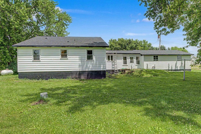 3018 Beaver, FREEPORT, Illinois 61032, 3 Bedrooms Bedrooms, ,2 BathroomsBathrooms,House,For Sale,Beaver,202603412