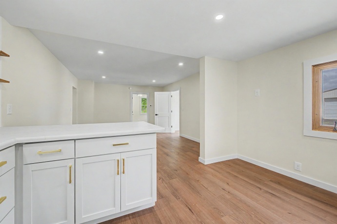 3018 Beaver, FREEPORT, Illinois 61032, 3 Bedrooms Bedrooms, ,2 BathroomsBathrooms,House,For Sale,Beaver,202603412
