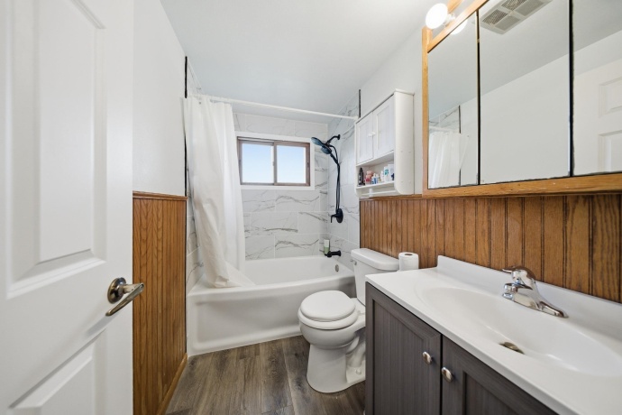 3447 Hilldale, FREEPORT, Illinois 61032, 3 Bedrooms Bedrooms, ,2 BathroomsBathrooms,House,For Sale,Hilldale,202603421