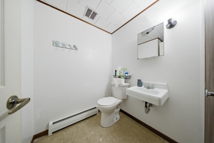 3447 Hilldale, FREEPORT, Illinois 61032, 3 Bedrooms Bedrooms, ,2 BathroomsBathrooms,House,For Sale,Hilldale,202603421