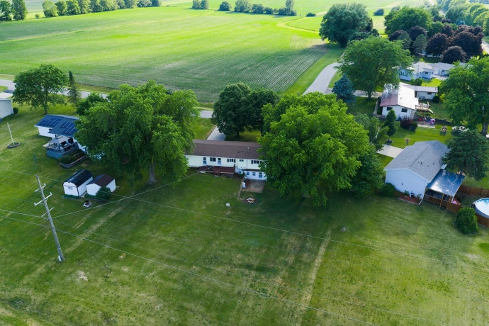 3447 Hilldale, FREEPORT, Illinois 61032, 3 Bedrooms Bedrooms, ,2 BathroomsBathrooms,House,For Sale,Hilldale,202603421