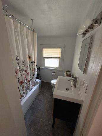 2226 Latham, ROCKFORD, Illinois 61103, 3 Bedrooms Bedrooms, ,2 BathroomsBathrooms,House,For Sale,Latham,202603422