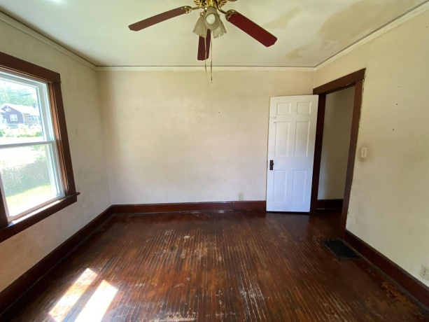 603 Sunset, ROCKFORD, Illinois 61101, 2 Bedrooms Bedrooms, ,1 BathroomBathrooms,House,For Sale,Sunset,202603423