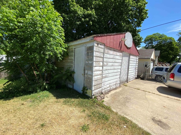 603 Sunset, ROCKFORD, Illinois 61101, 2 Bedrooms Bedrooms, ,1 BathroomBathrooms,House,For Sale,Sunset,202603423