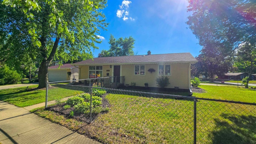 2203 Wilmette, ROCKFORD, Illinois 61108, 3 Bedrooms Bedrooms, ,1 BathroomBathrooms,House,For Sale,Wilmette,202603426