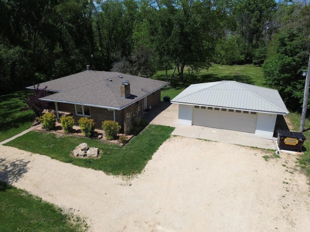 13835 Saunders, PECATONICA, Illinois 61063, 3 Bedrooms Bedrooms, ,1 BathroomBathrooms,House,For Sale,Saunders,202603428
