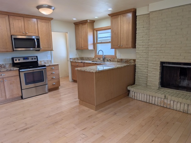 13835 Saunders, PECATONICA, Illinois 61063, 3 Bedrooms Bedrooms, ,1 BathroomBathrooms,House,For Sale,Saunders,202603428