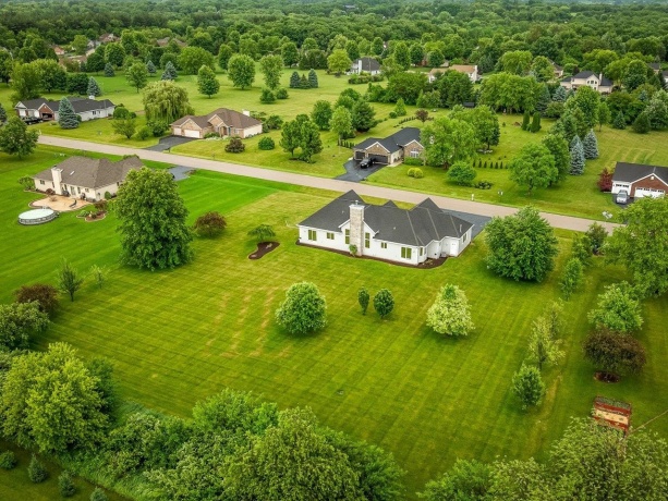 12470 ARROWWOOD, BELVIDERE, Illinois 61008, 3 Bedrooms Bedrooms, ,2 BathroomsBathrooms,House,For Sale,ARROWWOOD,202603430