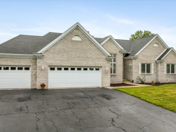 12470 ARROWWOOD, BELVIDERE, Illinois 61008, 3 Bedrooms Bedrooms, ,2 BathroomsBathrooms,House,For Sale,ARROWWOOD,202603430