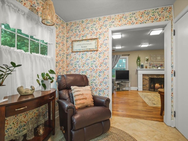 212 Pecatonica, WINNEBAGO, Illinois 61088, 3 Bedrooms Bedrooms, ,1 BathroomBathrooms,House,For Sale,Pecatonica,202603432
