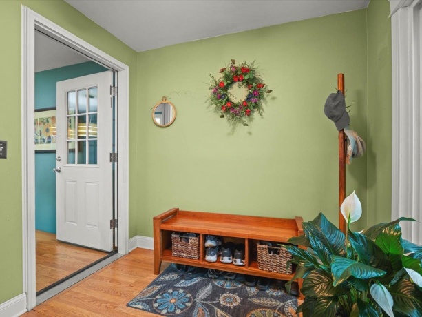 212 Pecatonica, WINNEBAGO, Illinois 61088, 3 Bedrooms Bedrooms, ,1 BathroomBathrooms,House,For Sale,Pecatonica,202603432