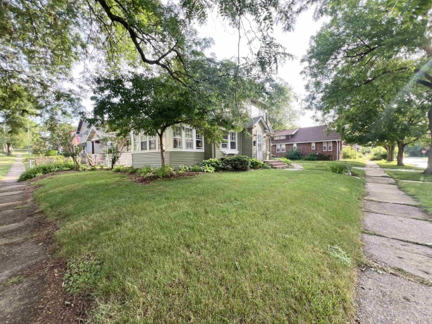 504 King, ROCKFORD, Illinois 61103, 2 Bedrooms Bedrooms, ,2 BathroomsBathrooms,House,For Sale,King,202603441