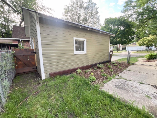 504 King, ROCKFORD, Illinois 61103, 2 Bedrooms Bedrooms, ,2 BathroomsBathrooms,House,For Sale,King,202603441