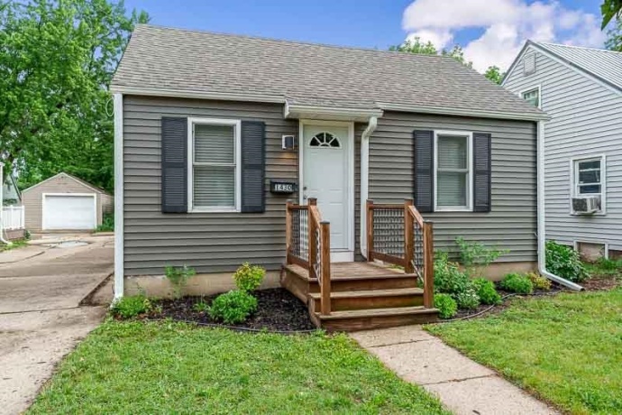 1430 COPELAND, BELOIT, Wisconsin 53511, 2 Bedrooms Bedrooms, ,1 BathroomBathrooms,House,For Sale,COPELAND,202603442