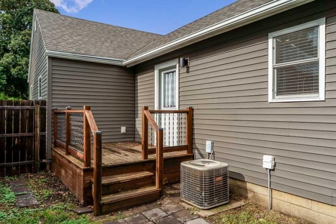 1430 COPELAND, BELOIT, Wisconsin 53511, 2 Bedrooms Bedrooms, ,1 BathroomBathrooms,House,For Sale,COPELAND,202603442