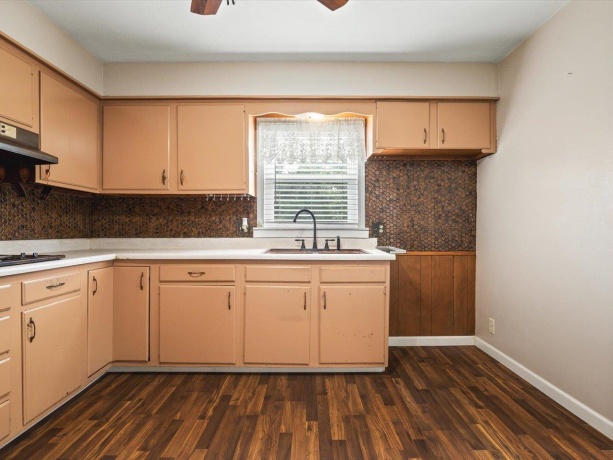 1610 Wills, ROCKFORD, Illinois 61109, 4 Bedrooms Bedrooms, ,1 BathroomBathrooms,House,For Sale,Wills,202603446