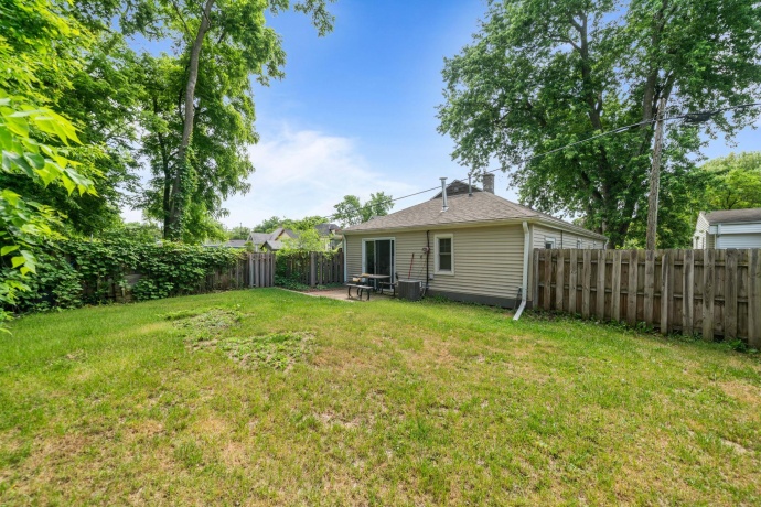 641 Northwestern, SOUTH BELOIT, Illinois 61080, 2 Bedrooms Bedrooms, ,1 BathroomBathrooms,House,For Sale,Northwestern,202603447