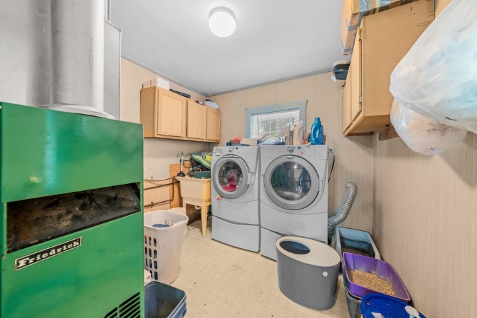 641 Northwestern, SOUTH BELOIT, Illinois 61080, 2 Bedrooms Bedrooms, ,1 BathroomBathrooms,House,For Sale,Northwestern,202603447