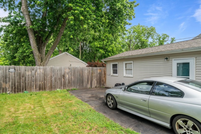 641 Northwestern, SOUTH BELOIT, Illinois 61080, 2 Bedrooms Bedrooms, ,1 BathroomBathrooms,House,For Sale,Northwestern,202603447