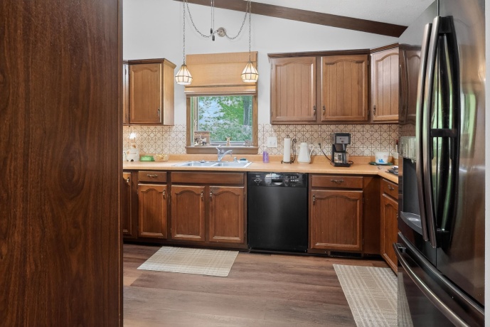 765 Lakewood, ROCKFORD, Illinois 61102, 3 Bedrooms Bedrooms, ,2 BathroomsBathrooms,House,For Sale,Lakewood,202603449