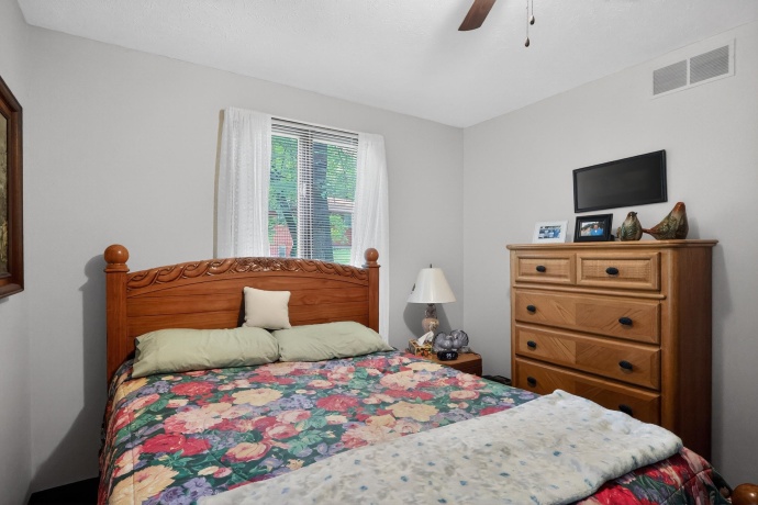 765 Lakewood, ROCKFORD, Illinois 61102, 3 Bedrooms Bedrooms, ,2 BathroomsBathrooms,House,For Sale,Lakewood,202603449
